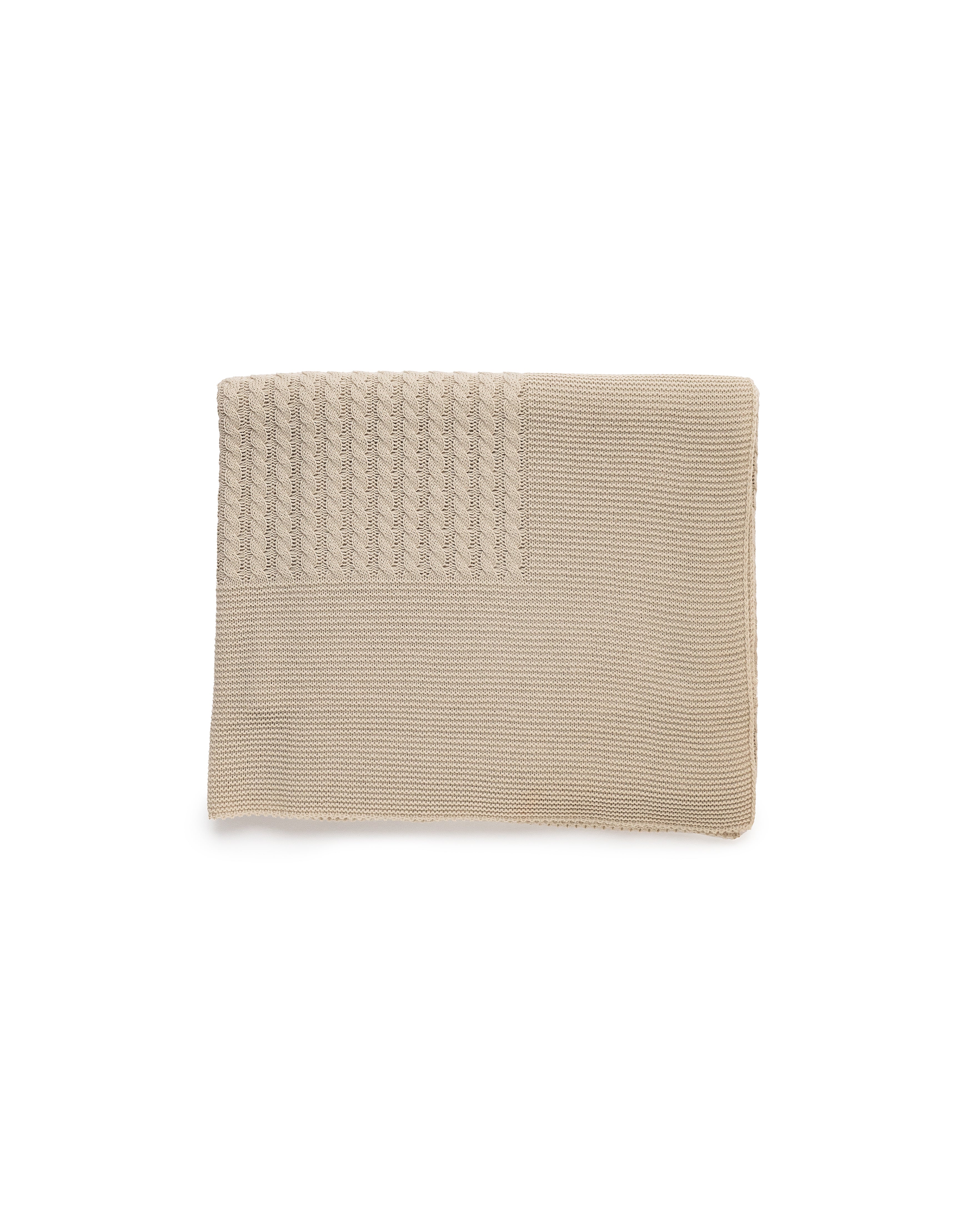 4-delige newbornset met gevlochten breiwerk en bijpassende deken