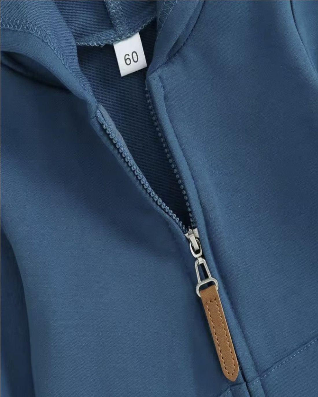 Baby jumpsuit met capuchon 